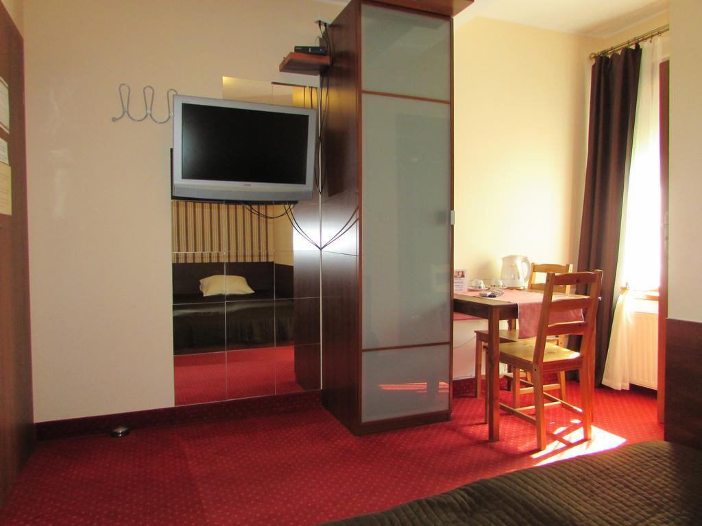 Villa Ventana Poznan City Free Parking Sniadanie W Cenie Phòng bức ảnh